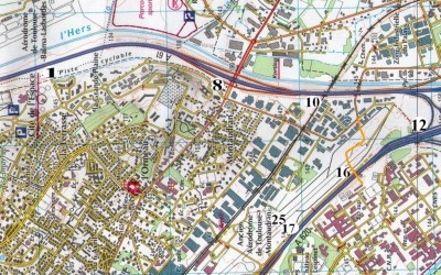 Carte topographique IGN au 1/50000°, n°2043 ET, 2010. Les numéros sont ceux de quelques photos.